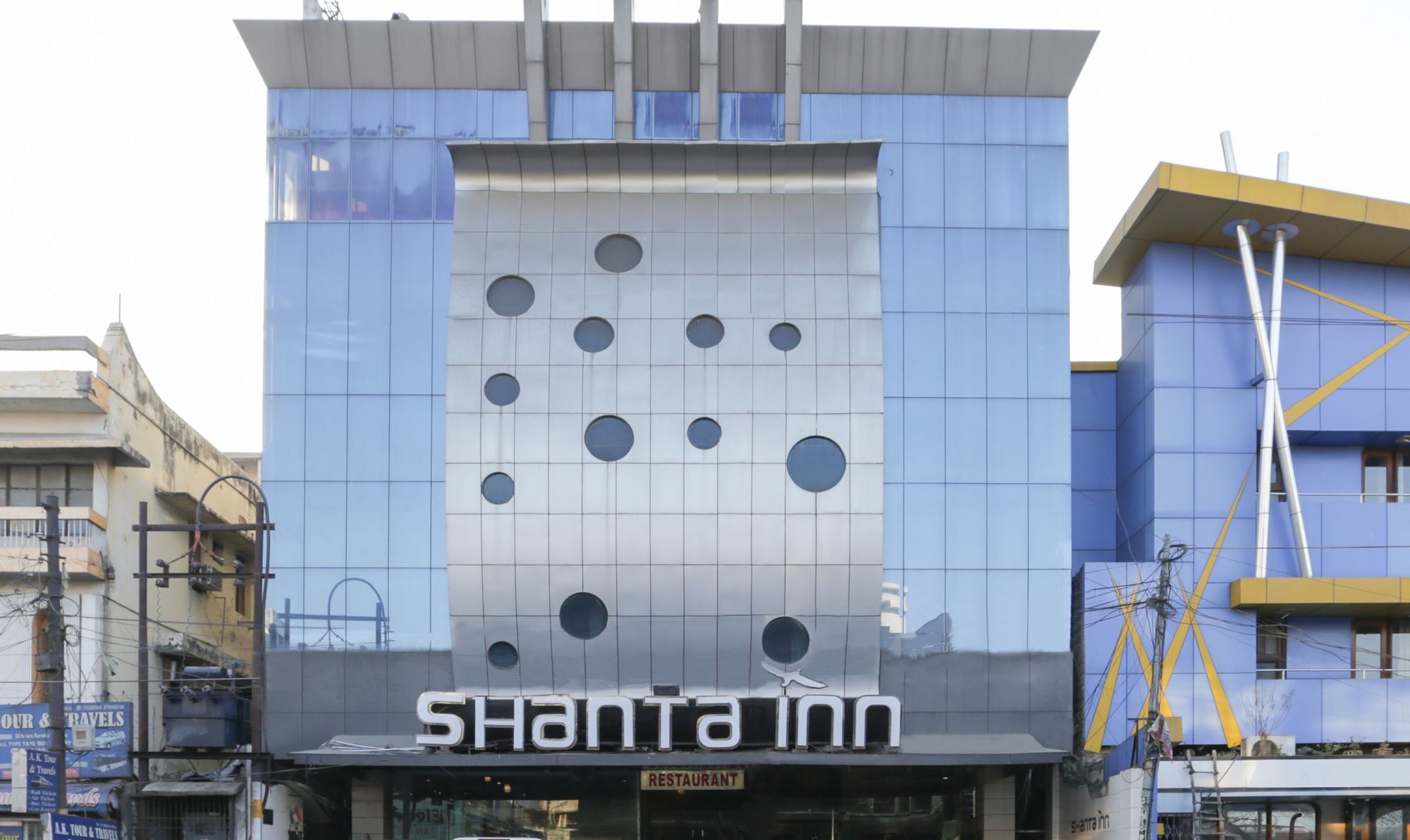 Treebo Shanta Inn Lakhnaú Exteriér fotografie